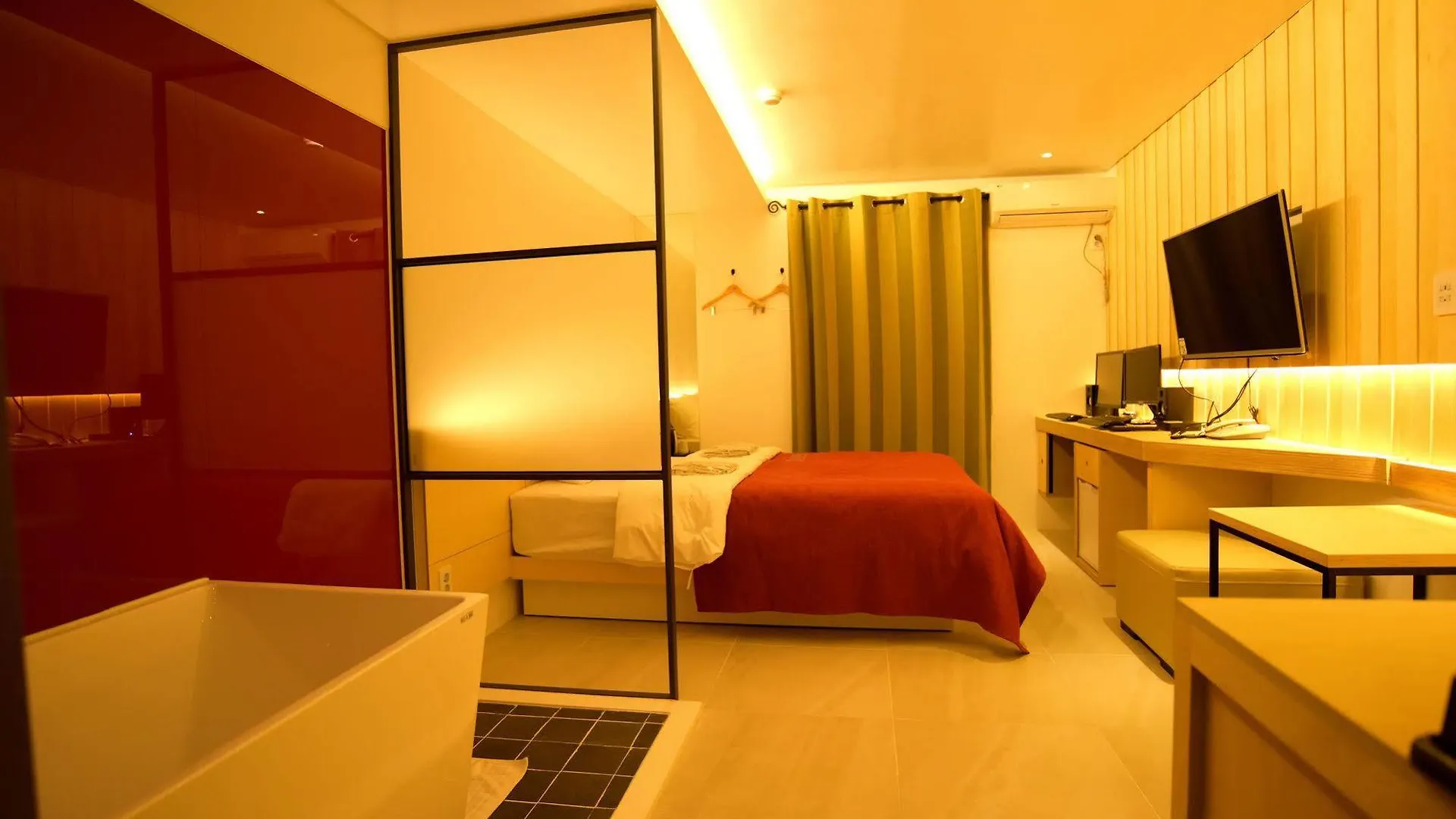 **  Hotel Lime Incheon South Korea